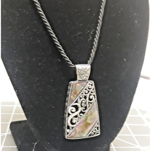 Vintage Lia Sophia Simulated Abalone Shell Pendant Corded Necklace Approx. 22" L - Picture 2 of 7